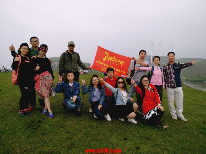 100039ya9lhm3aum55phu3.jpg
