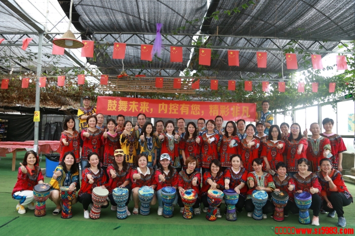 161306fy0e5g5avo96muwm.jpg