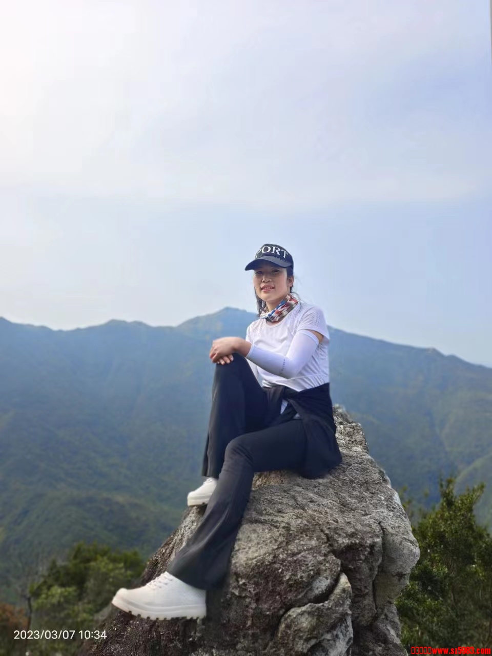 104912obhbmmjxff87mr8s.jpg