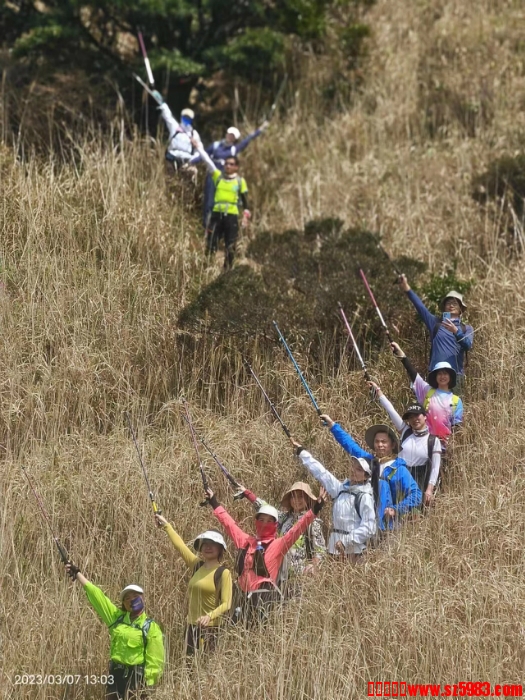 104915htkq0gnm7qtegevm.jpg